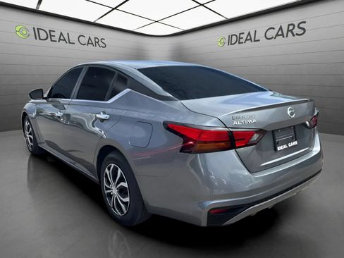 Used 2022 Nissan Altima 2.5 S FWD image 9