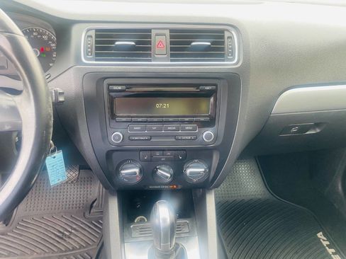 Used 2014 Volkswagen Jetta SE image 20