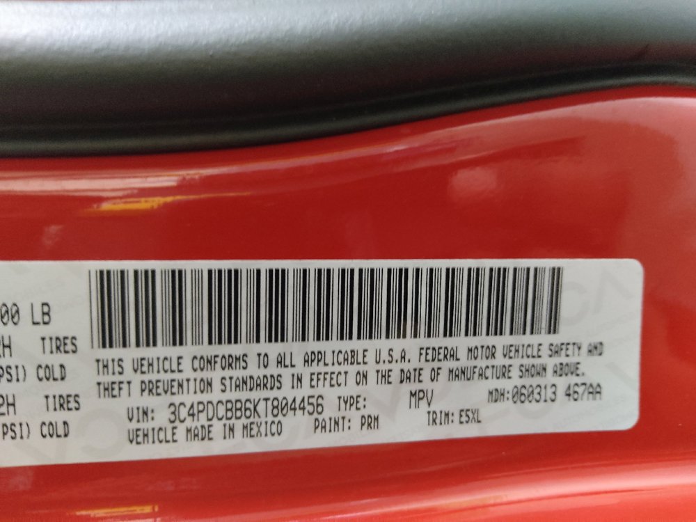 Used 2019 Dodge Journey SE w/ Connectivity Group FWD image 33