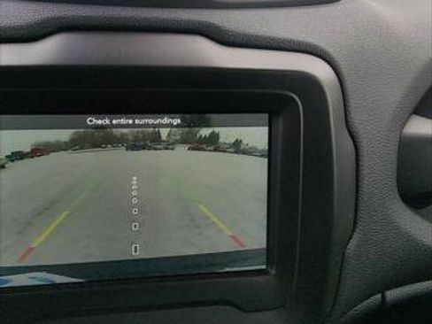 Used 2020 Jeep Renegade Trailhawk w/ Cold Weather Group image 21