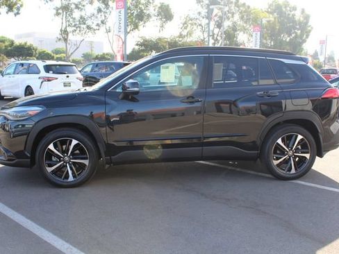 Certified 2024 Toyota Corolla Cross AWD Hybrid w/ Convenience Package image 6