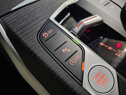 Used 2025 BMW 330i xDrive Sedan w/ M Sport Package image 27