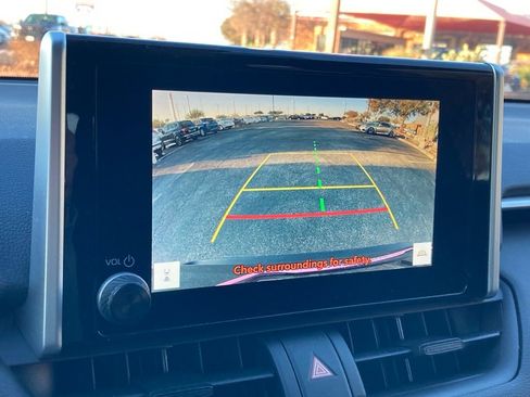 Certified 2025 Toyota RAV4 LE image 21