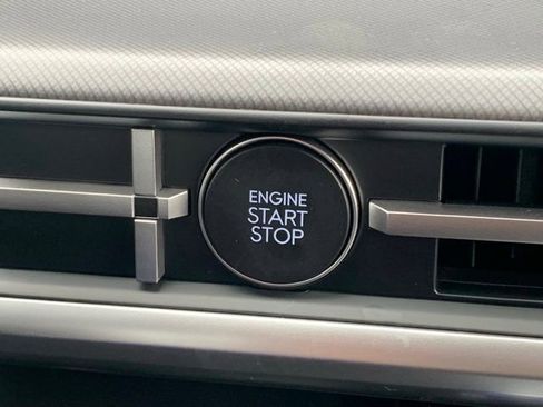 New 2026 Hyundai Santa Fe SE image 19