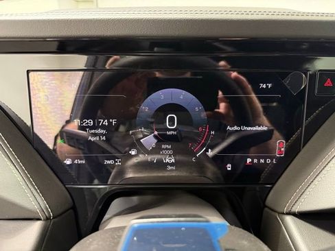 New 2026 GMC Yukon Elevation w/ Elevation Premium Package AWD/4WD image 18