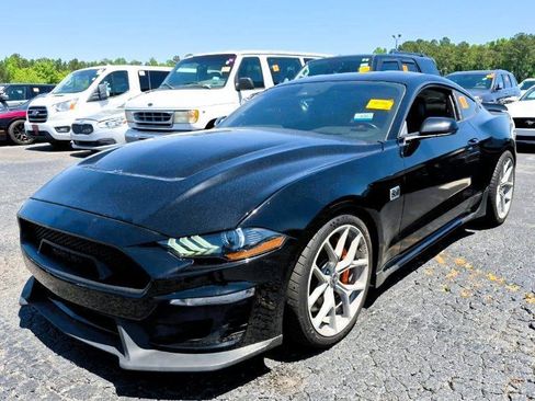 Used 2019 Ford Mustang GT Premium w/ GT Performance Package RWD image 3