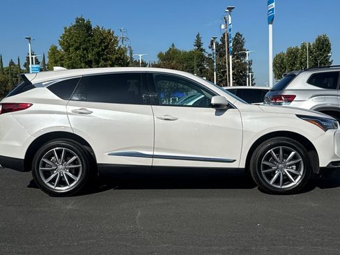 Used 2023 Acura RDX w/ Technology Package FWD image 8
