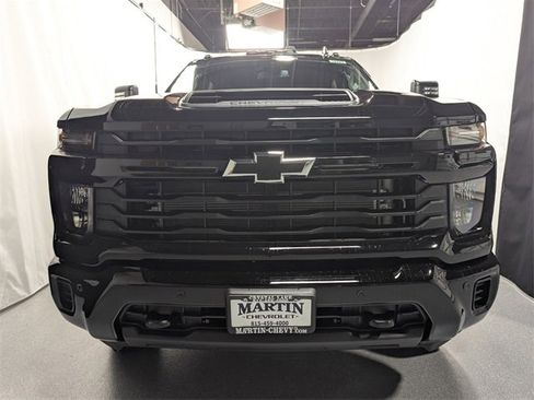 New 2025 Chevrolet Silverado 2500 Custom w/ Custom Value Package image 10