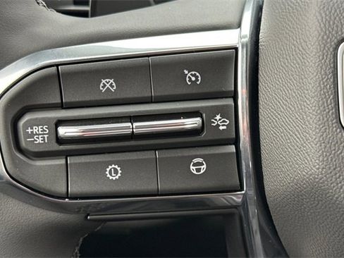 New 2026 GMC Yukon Elevation image 30