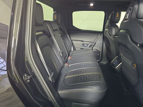 Used 2024 Rivian R1T Adventure image 22