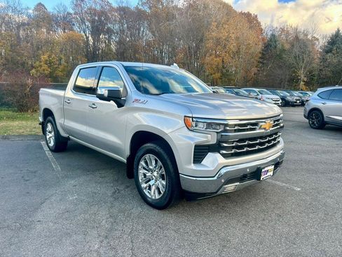 Used 2022 Chevrolet Silverado 1500 LTZ image 8