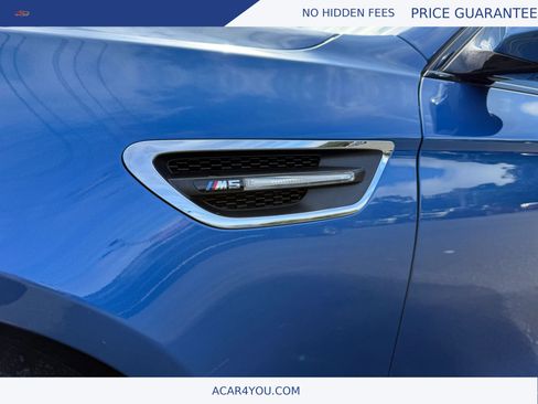 Used 2013 BMW M5 RWD image 32