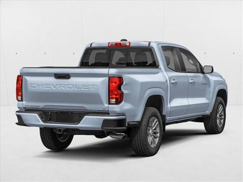New 2026 Chevrolet Colorado LT RWD image 2