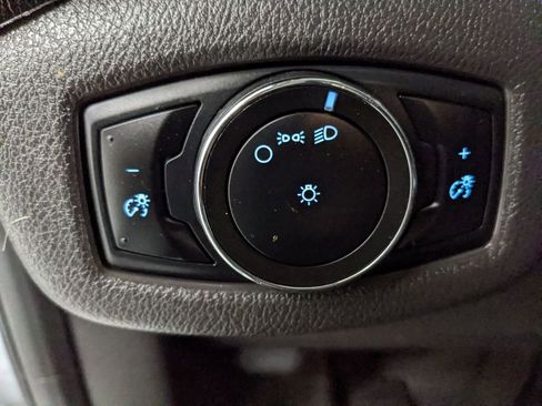 Used 2017 Ford Transit Connect XL image 14