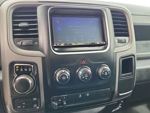 Used 2016 RAM 1500 Express image 19