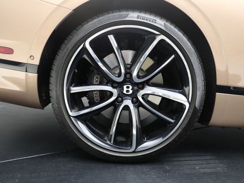 Certified 2022 Bentley Continental GT image 17