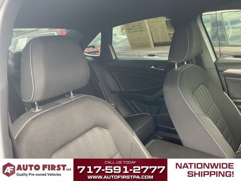 Used 2023 Volkswagen Jetta Sport FWD image 20