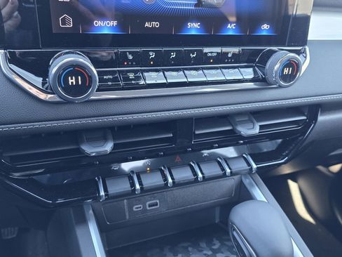 New 2026 Chevrolet Colorado LT w/ Advanced Trailering Package image 11