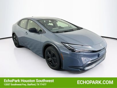 Used 2025 Toyota Prius LE