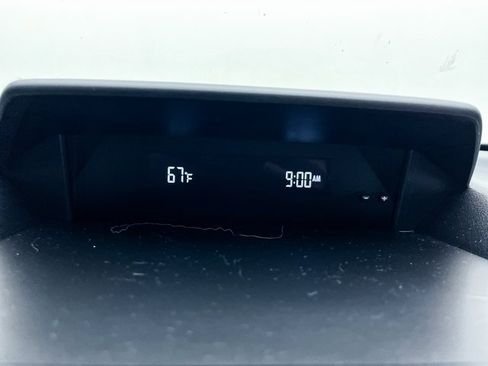 Used 2023 Subaru Forester image 25