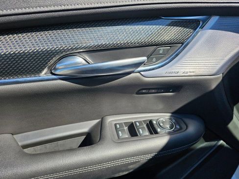 Used 2020 Cadillac XT5 Sportv image 29