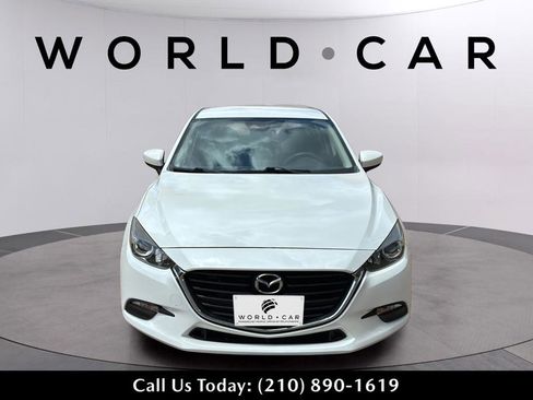 Used 2018 MAZDA MAZDA3 Sport image 3