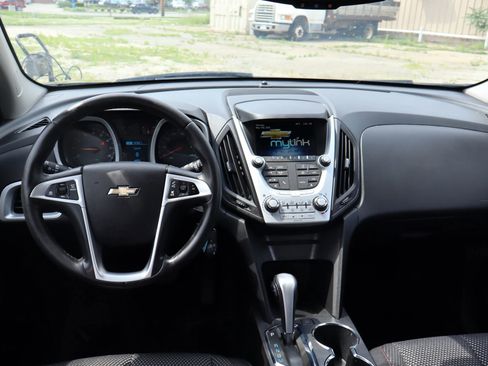 Used 2015 Chevrolet Equinox LT w/ Driver Convenience Package image 14