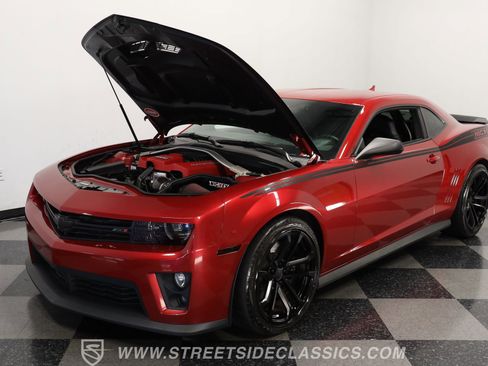 Used 2013 Chevrolet Camaro ZL1 image 29