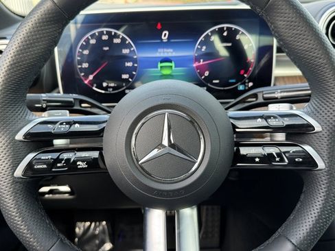Used 2023 Mercedes-Benz C 300 Sedan image 24
