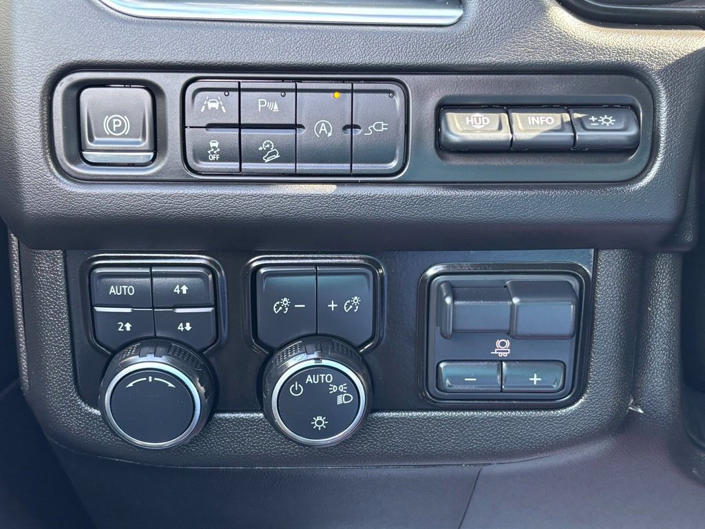 Used 2021 Chevrolet Tahoe High Country AWD/4WD image 37
