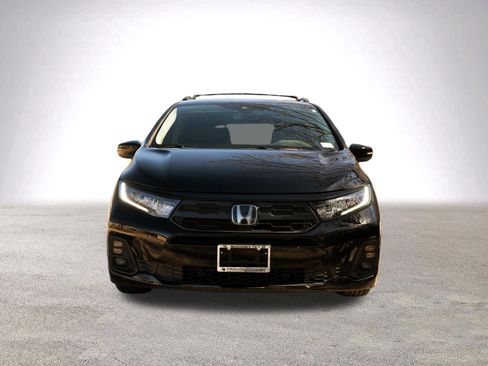 Certified 2026 Honda Odyssey EX-L image 3