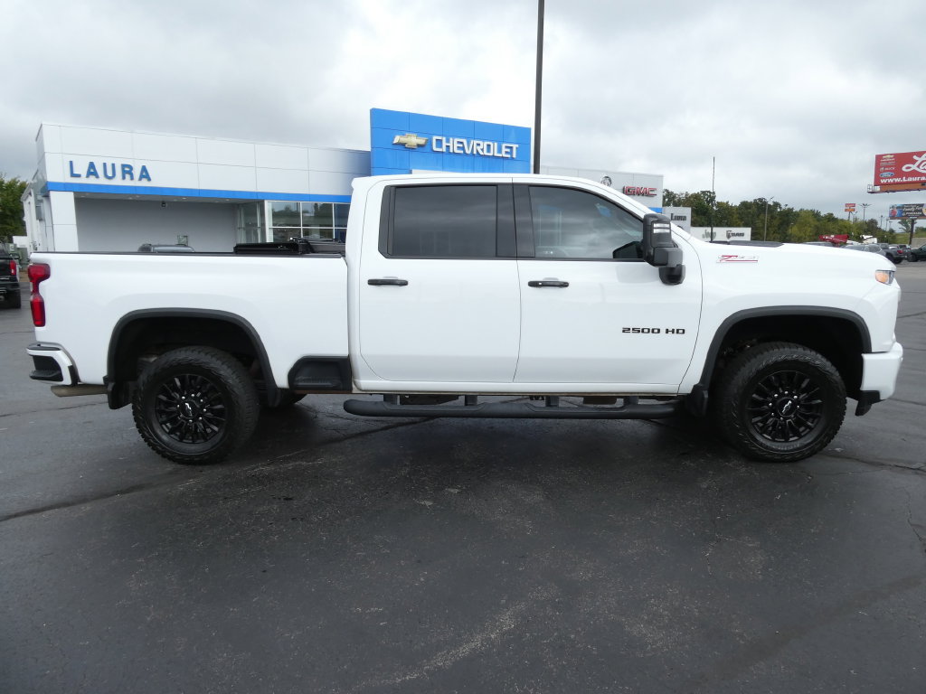 Certified 2022 Chevrolet Silverado 2500 LTZ w/ LTZ Plus Package AWD/4WD image 4