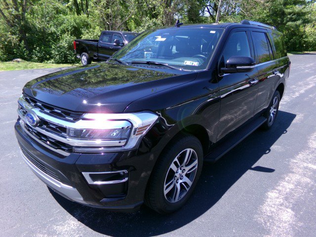 Used 2024 Ford Expedition Limited AWD/4WD image 5