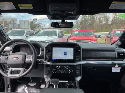 New 2026 Ford F150 Lariat w/ Equipment Group 502A High image 13