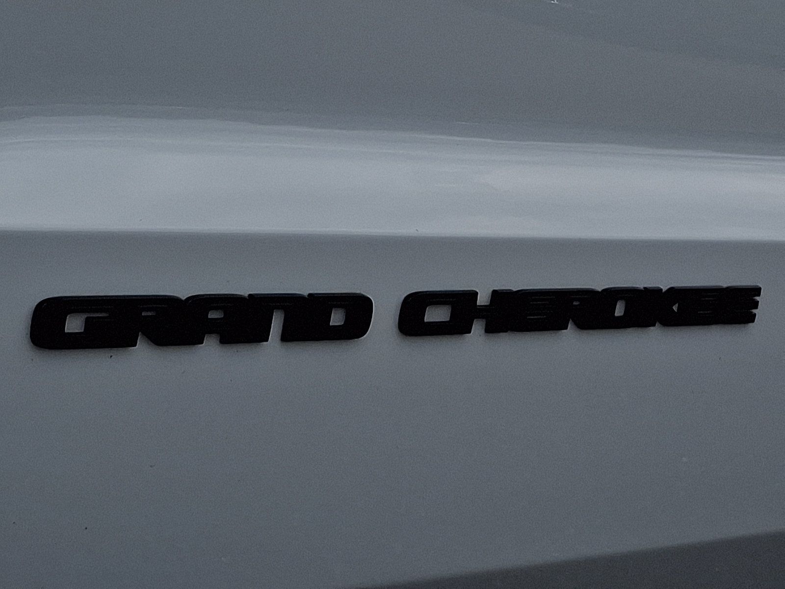 Used 2019 Jeep Grand Cherokee Altitude AWD/4WD image 35