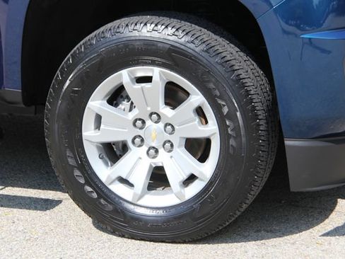 Used 2020 Chevrolet Colorado LT w/ LT Convenience Package AWD/4WD image 15
