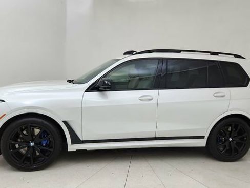 Used 2024 BMW X7 M60i w/ Executive Package image 3