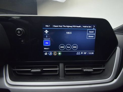 Used 2024 Chevrolet Trax RS w/ Driver Confidence Package FWD image 15