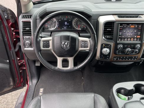 Used 2017 RAM 1500 Laramie w/ Convenience Group AWD/4WD image 14