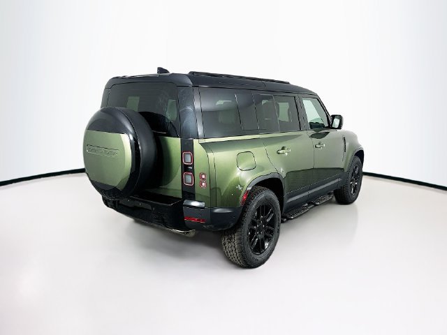 Used 2026 Land Rover Defender 110 S AWD/4WD image 5