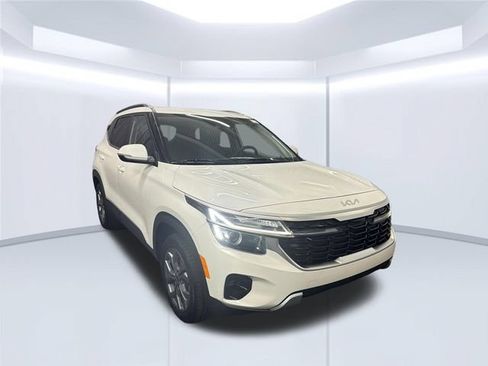 Certified 2024 Kia Seltos S AWD/4WD image 4