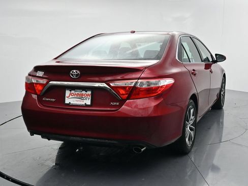 Used 2016 Toyota Camry XSE w/ Moonroof Package FWD image 6