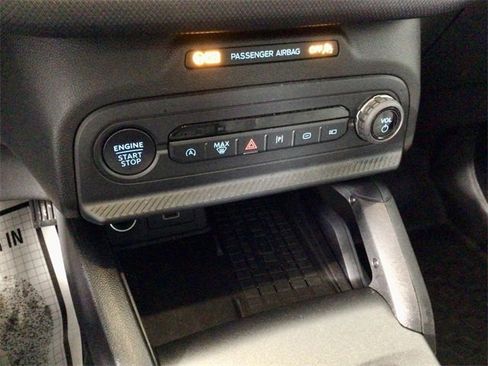 Used 2025 Ford Bronco Sport Badlands image 23