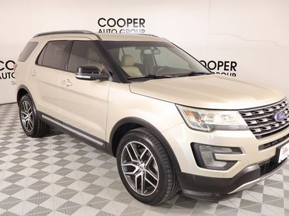 Used 2017 Ford Explorer XLT w/ Equipment Group 202A