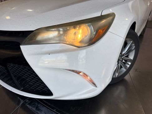 Used 2016 Toyota Camry SE FWD image 9