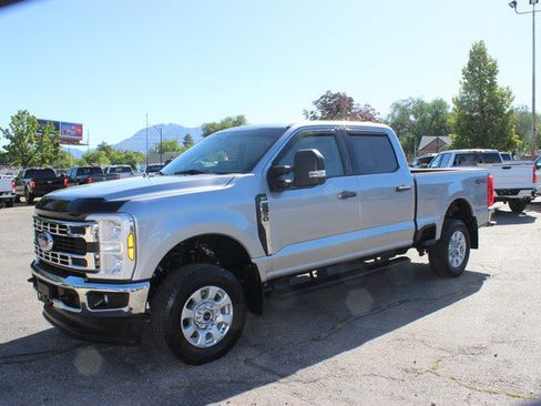 Used 2024 Ford F350 XLT AWD/4WD image 1