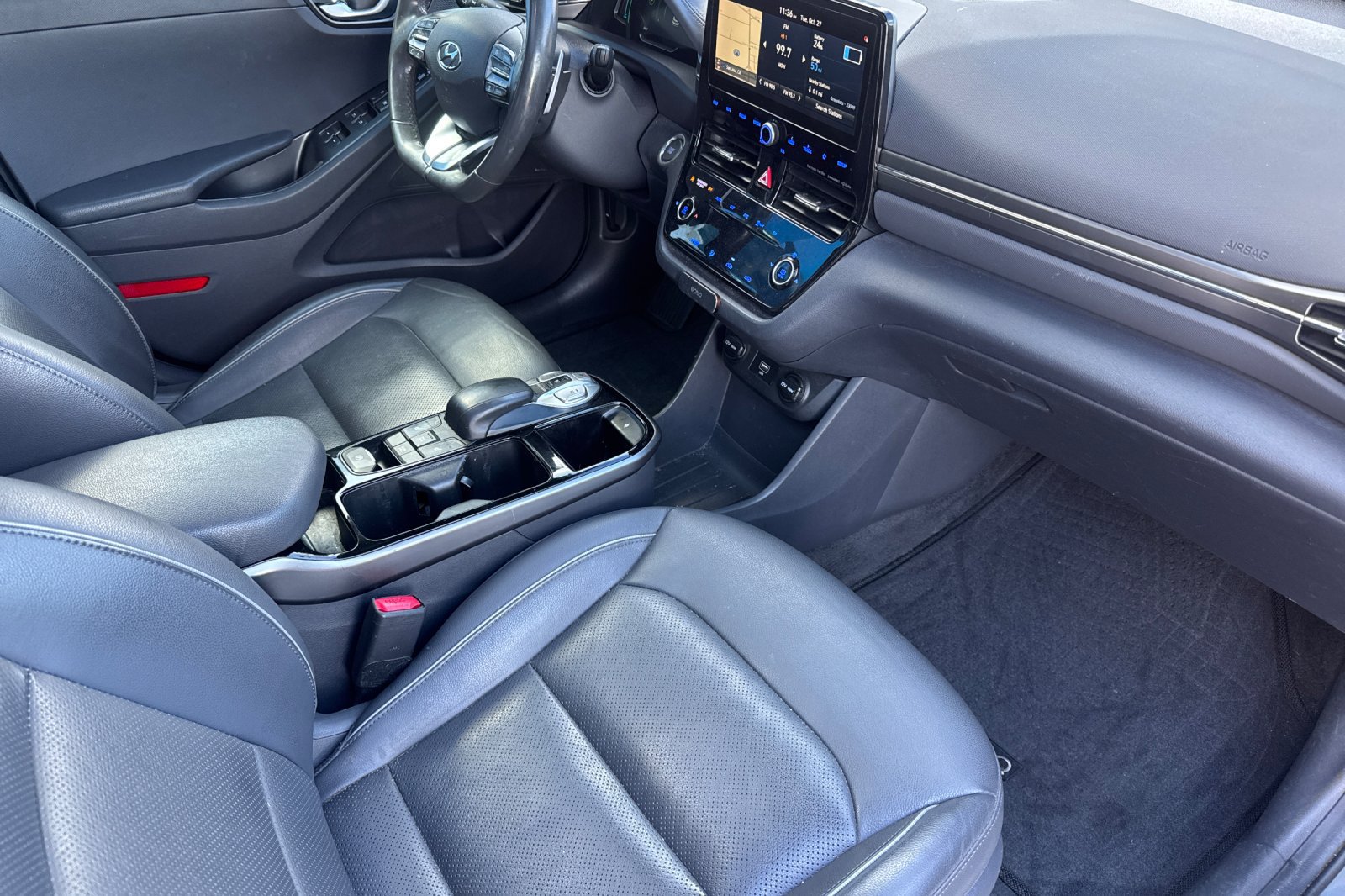Used 2020 Hyundai Ioniq Limited FWD image 19