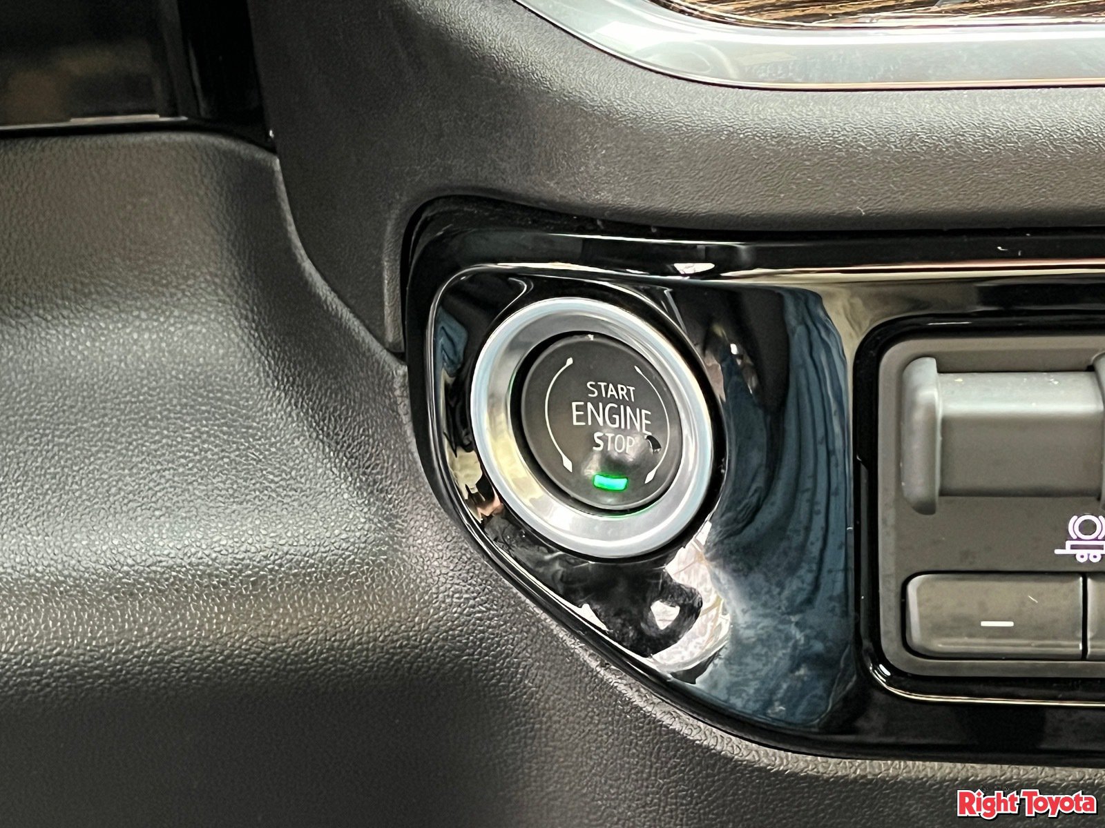 Used 2026 GMC Sierra 1500 Elevation w/ Elevation Select Package RWD image 25