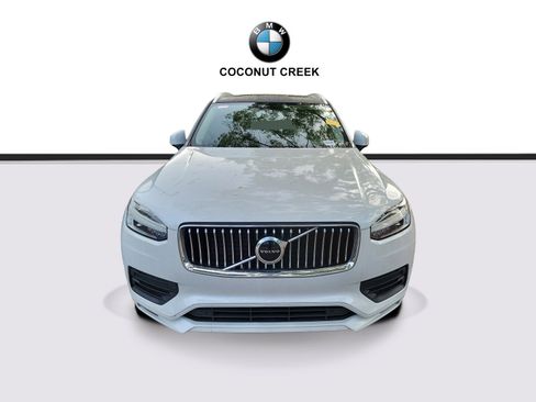 Used 2020 Volvo XC90 T5 Momentum w/ Protection Package Premier FWD image 2
