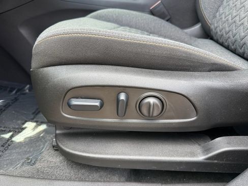 Used 2024 Chevrolet Equinox LT AWD/4WD image 10